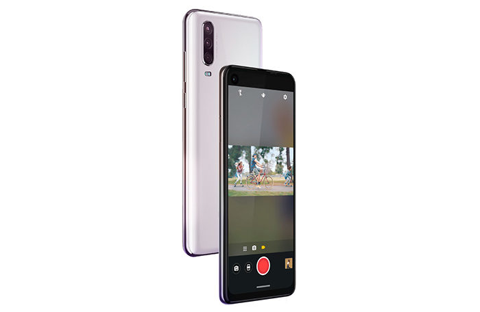 Motorola One Action permite grabar videos en horizontal sujetando el móvil en vertical