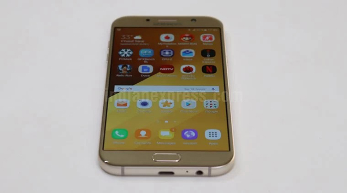 Vista frontal del Samsung Galaxy A7 2017