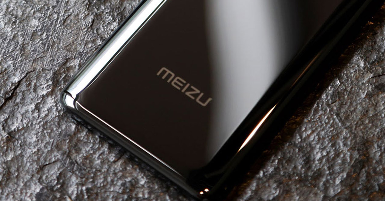 Meizu prepara su primer móvil con 5G y pantalla curva